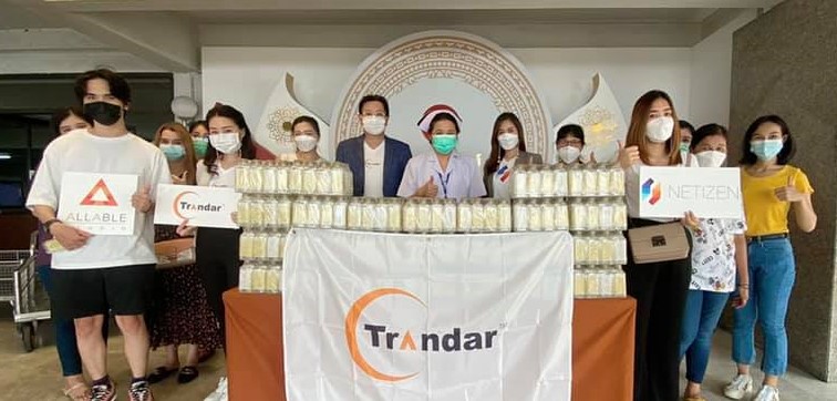 Trandar Group บริจาคน้ำดื่มให้กับโรงพยาบาลสงฆ์ อำนวยความสะดวกฉีดวัคซีน Covid-19