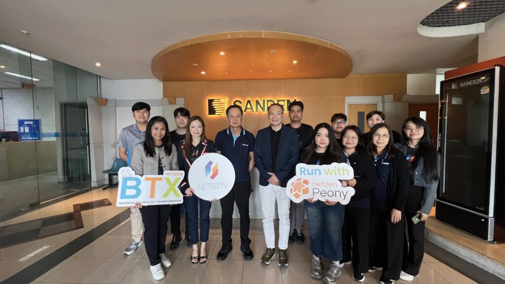 ทีมงานและผู้บริหาร NETIZEN และ Sanden Intercool (Thailand) ถ่ายภาพร่วมกันในวัน Go-Live SAP S/4HANA Cloud Public Edition ณ โรงงานจังหวัดสิงห์บุรี