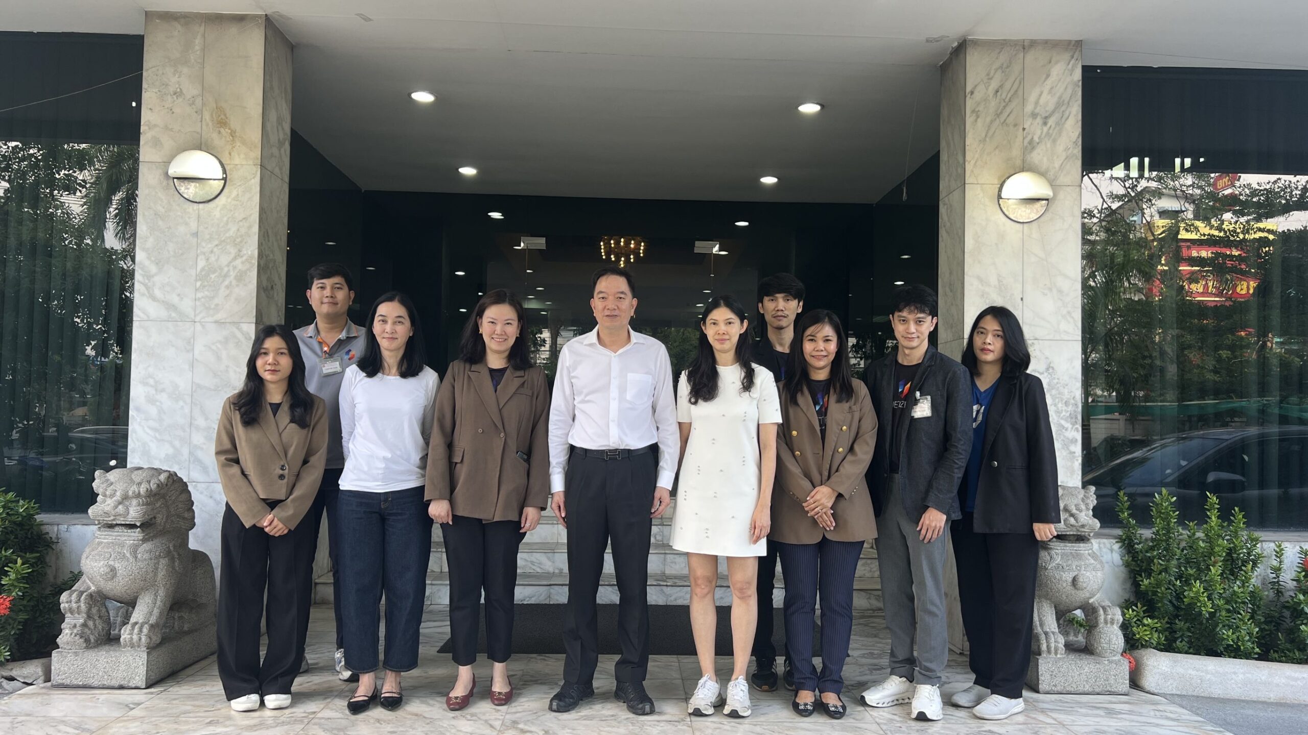 ทีมงาน NETIZEN และ A.J. Plast ฉลอง Go-Live SAP S/4HANA Public Cloud NETIZEN Peony
